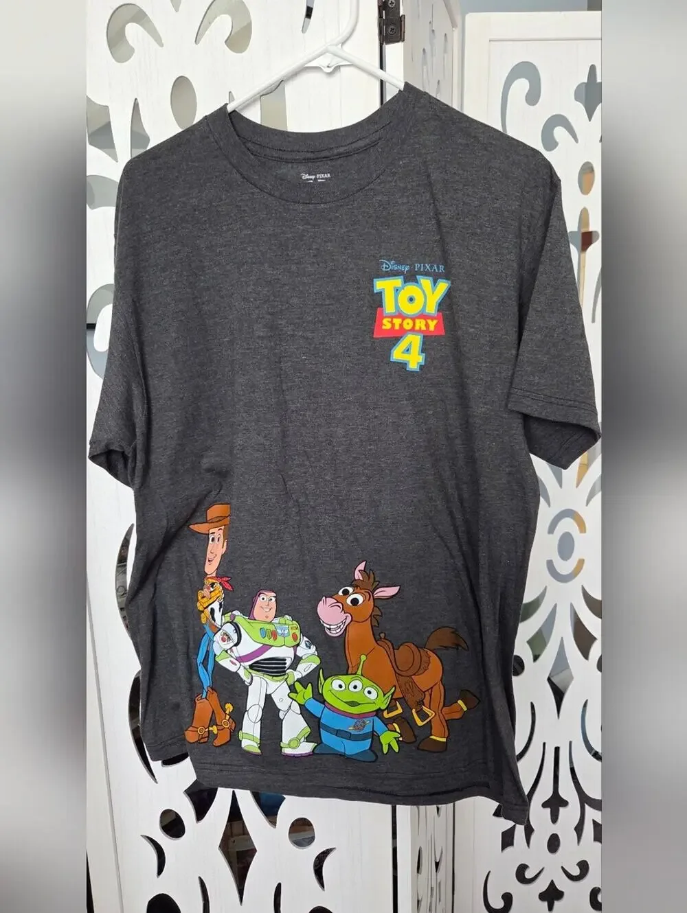 Disney Toy Story 4 Shirt Large L Gray Buzz Woody Bo Peep Slinky Dog Alien NWOT